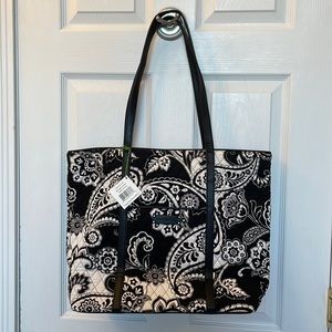 Vera Bradley trimmed vera tote in midnight paisley new with tags
